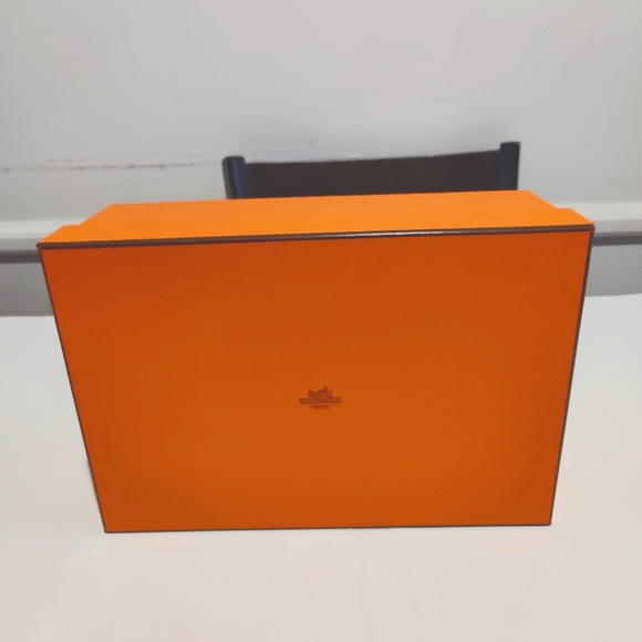 HERMES Empty Shoe Box - Picture 3 of 9